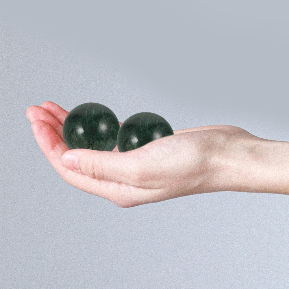 2 Pcs Hand Massaging Balls Adult Massage Chinese Training Exercise